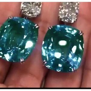 🦋Sparkling Rhinestone earrings🦋  